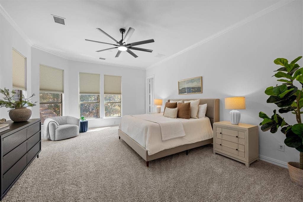 5960 Indigo Sky Drive, Frisco, TX 75036 The master is nicely placed at the back of the home for privacy and a view of the backyard and greenspace.