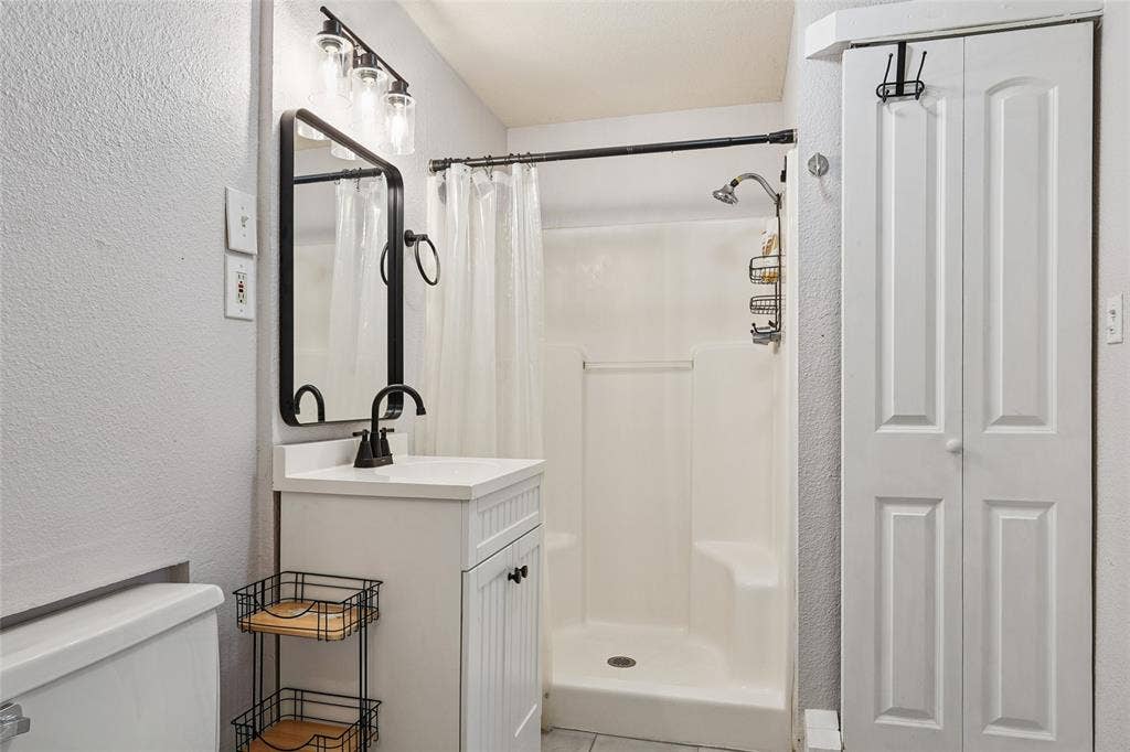 7616 Osage Trail, Lake Worth, TX 76135