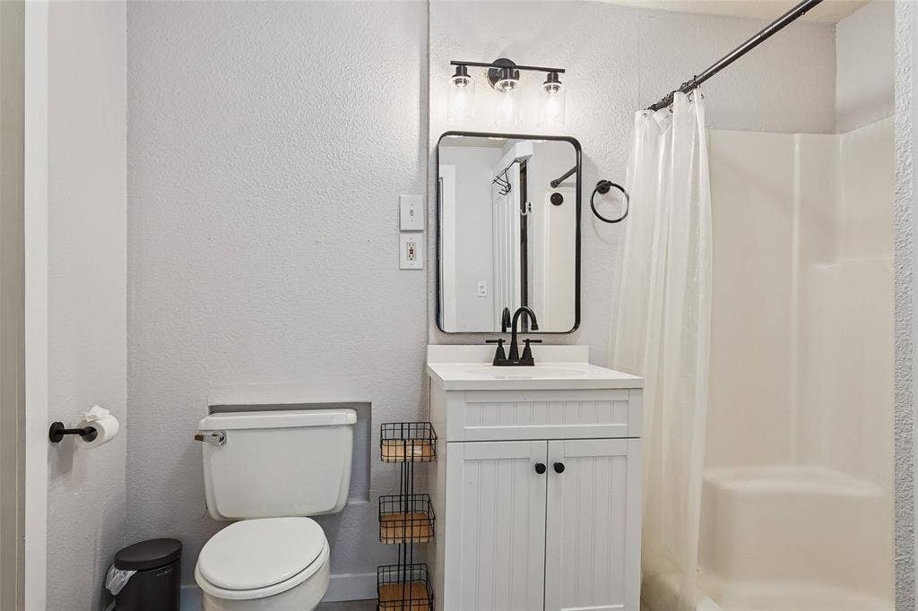 7616 Osage Trail, Lake Worth, TX 76135
