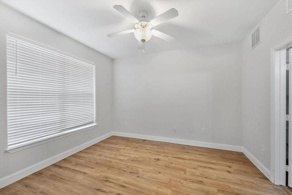 330 Las Colinas Boulevard E, #168, Irving, TX 75039 330 Las Colinas Boulevard E, #168, Irving, TX 75039