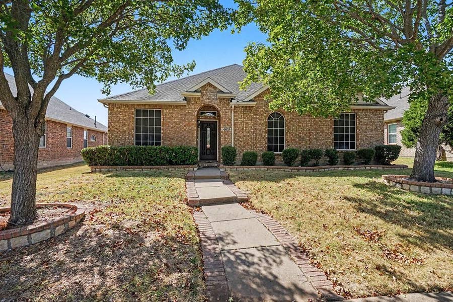 Property photo for 4619 Southampton Boulevard, Garland, TX