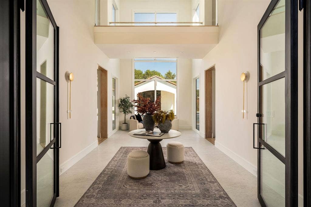 6207 Joyce Way, Dallas, TX 75225