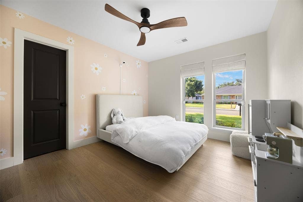 7321 Bluefield Drive, Dallas, TX 75248 7321 Bluefield Drive, Dallas, TX 75248