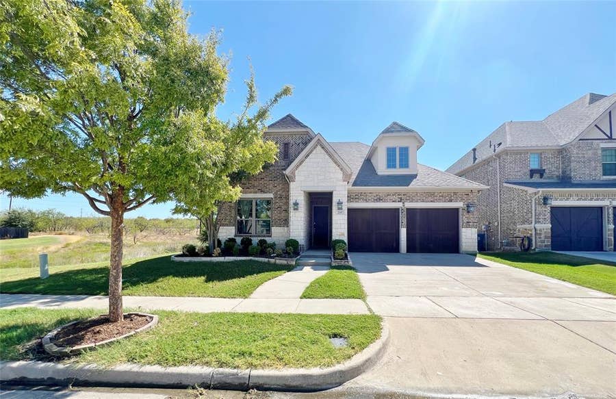 Property photo for 2645 Walnut Creek Lane, The Colony, TX