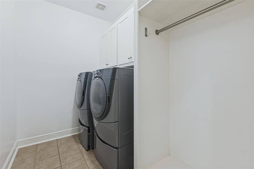 4600 Bonnywood Drive, Mesquite, TX 75150 Custom utility room