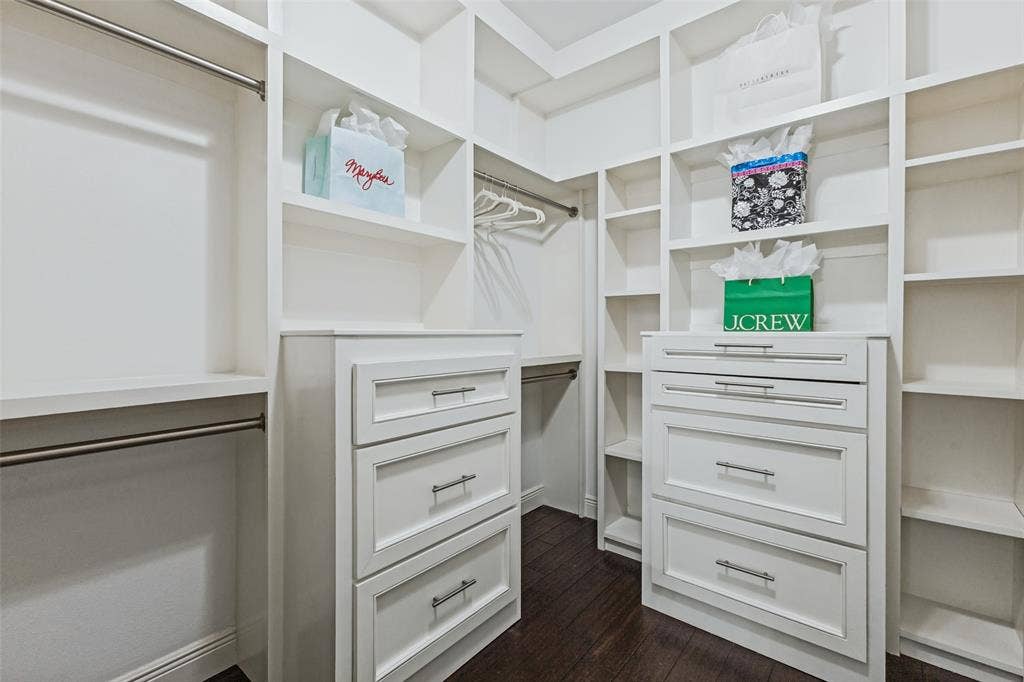 4600 Bonnywood Drive, Mesquite, TX 75150 Many custom features in this lovely primary closet