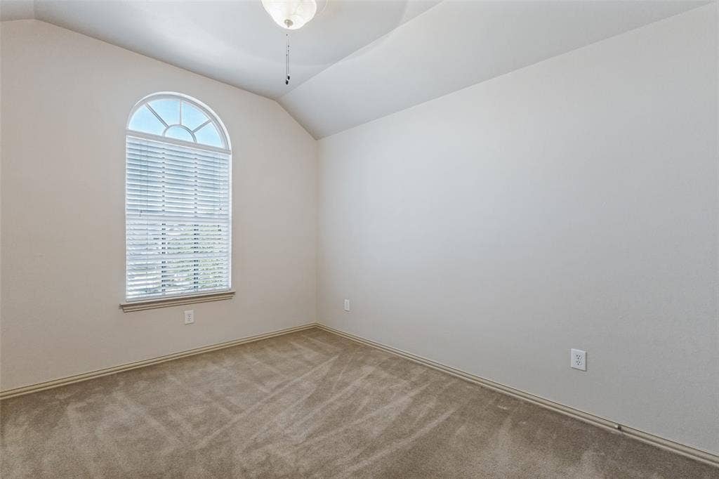 4600 Bonnywood Drive, Mesquite, TX 75150 2nd upstairs bedroom facing front