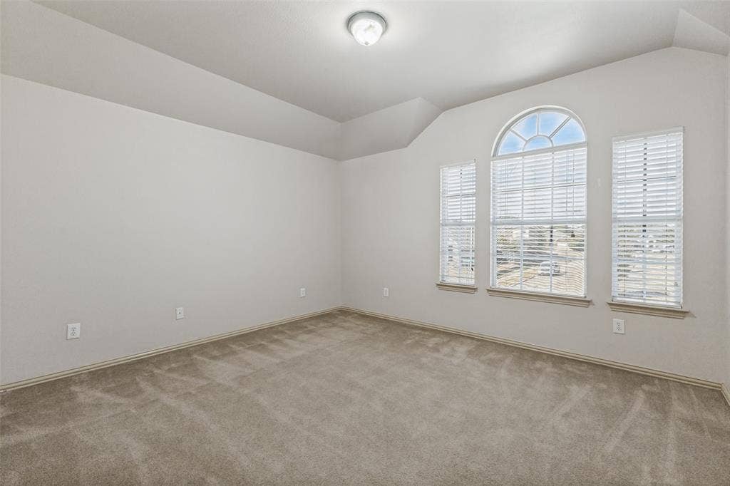 4600 Bonnywood Drive, Mesquite, TX 75150 Upstairs bedroom facing front of home