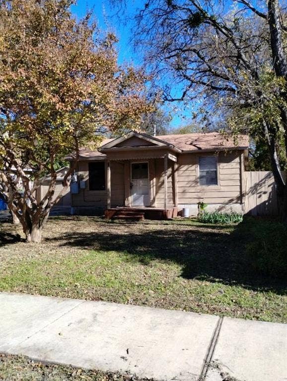 Property photo for 552 Ella Avenue, Dallas, TX