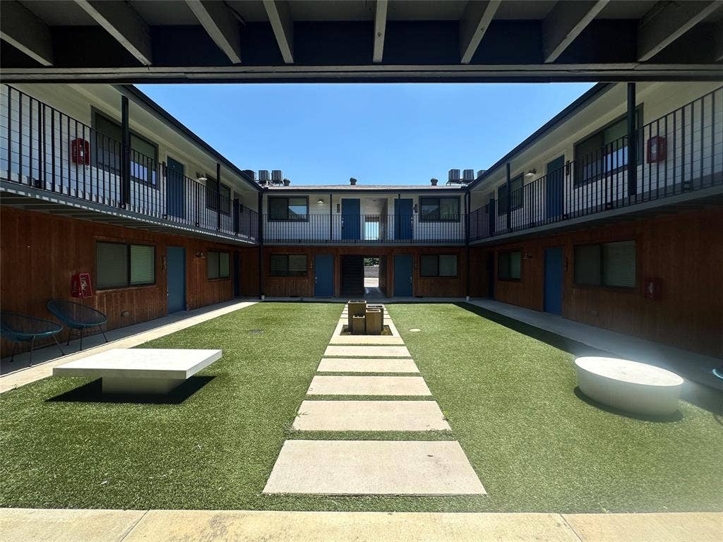 4526 Munger Avenue, #201, Dallas, TX 75204 4526 Munger Avenue, #201, Dallas, TX 75204