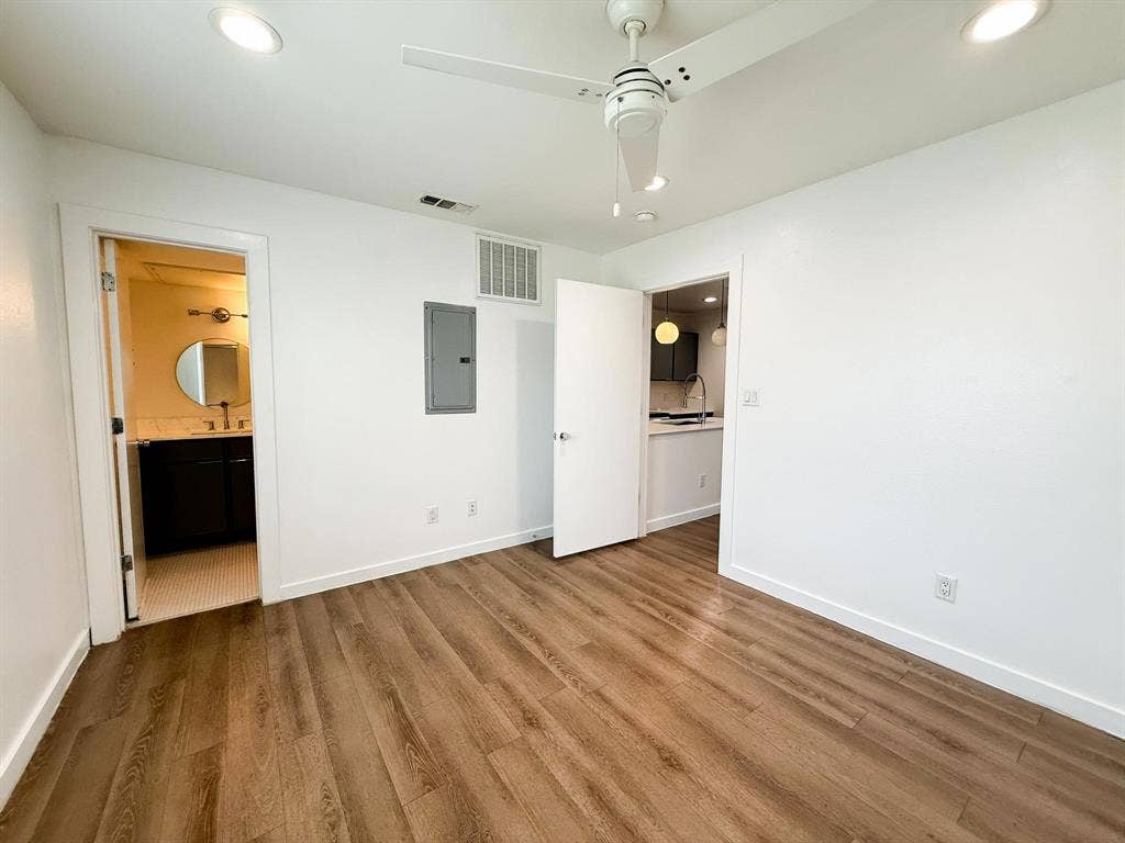 4526 Munger Avenue, #201, Dallas, TX 75204 4526 Munger Avenue, #201, Dallas, TX 75204