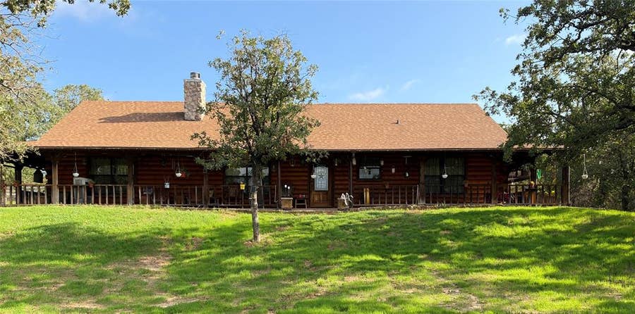 Property photo for 1623 Three Skillet Road, Springtown, TX