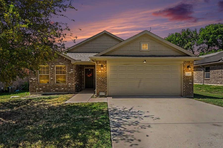 Property photo for 249 Walnut Bend Road, Springtown, TX