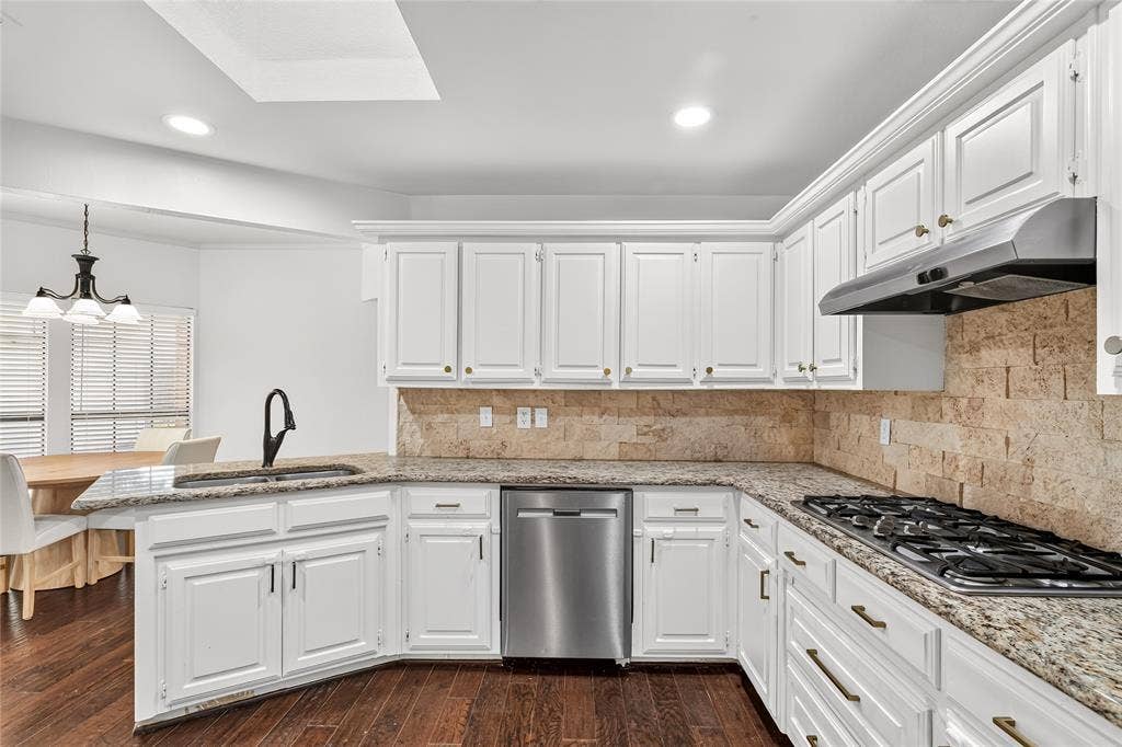6309 Bradley Lane, Plano, TX 75023 6309 Bradley Lane, Plano, TX 75023