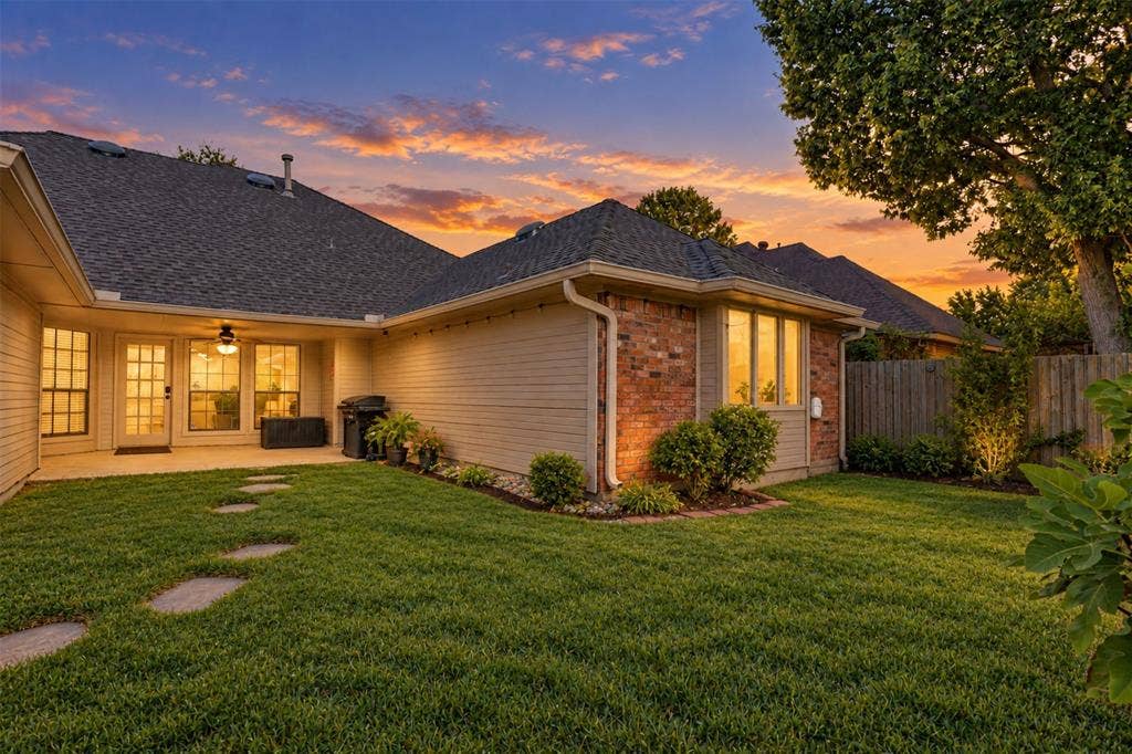 6309 Bradley Lane, Plano, TX 75023 6309 Bradley Lane, Plano, TX 75023