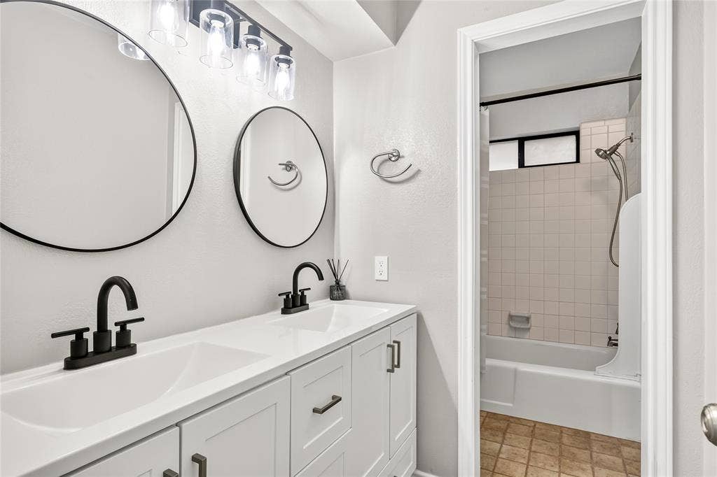 6309 Bradley Lane, Plano, TX 75023 This bathroom has direct access from bedroom #3 & #4