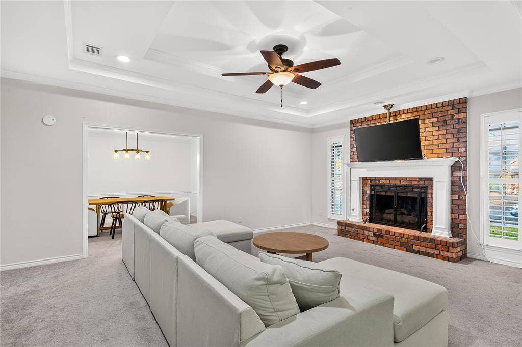 6309 Bradley Lane, Plano, TX 75023 6309 Bradley Lane, Plano, TX 75023