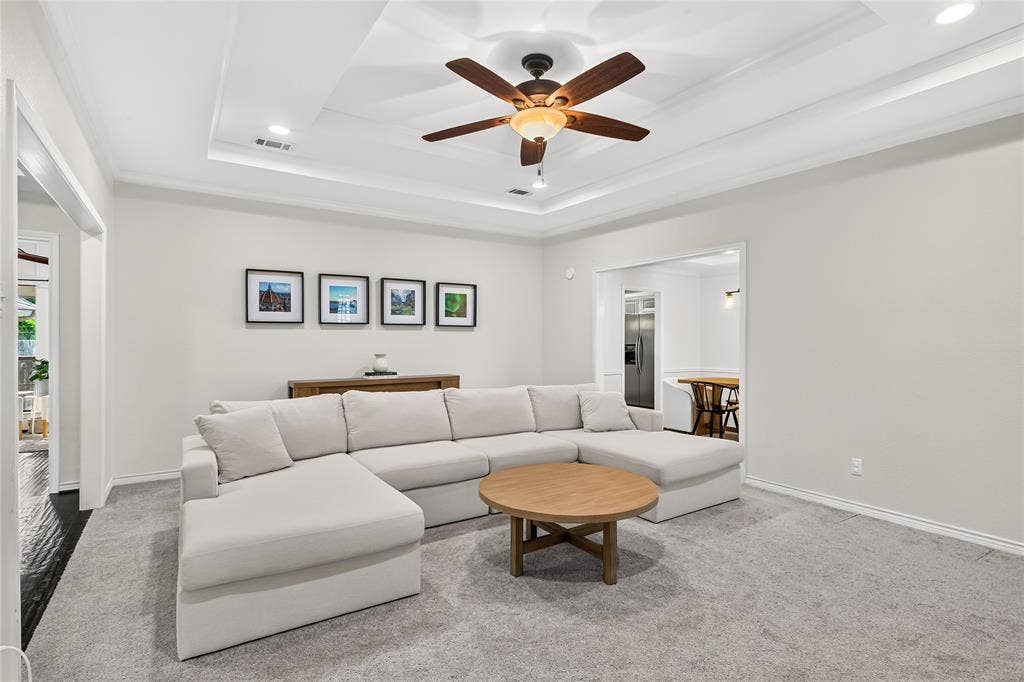 6309 Bradley Lane, Plano, TX 75023 6309 Bradley Lane, Plano, TX 75023