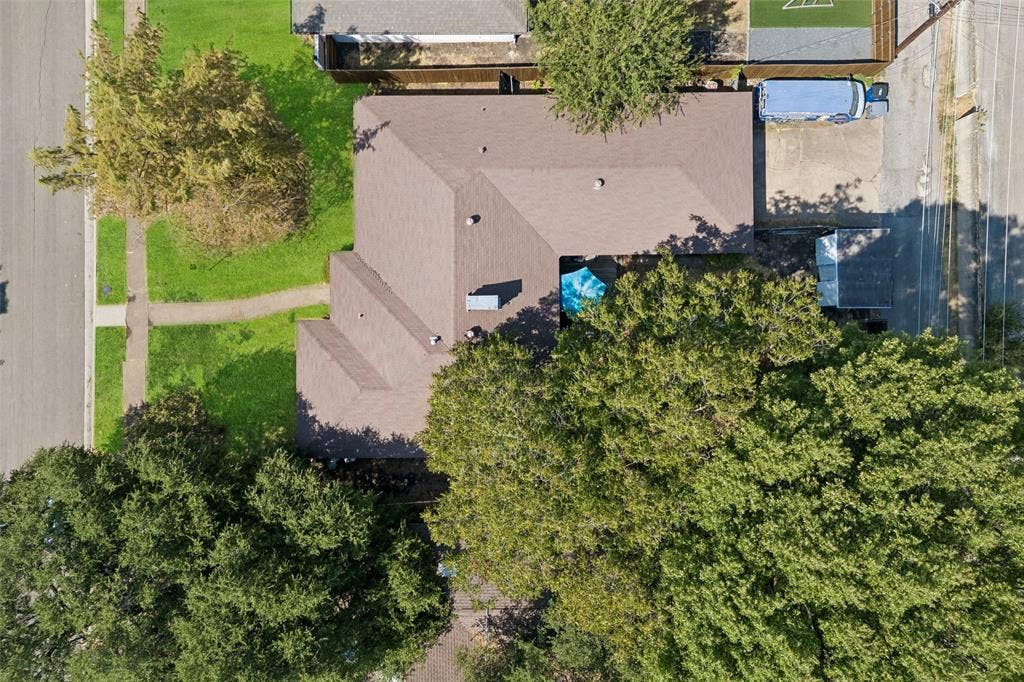 5629 Ledgestone Drive, Dallas, TX 75214 5629 Ledgestone Drive, Dallas, TX 75214