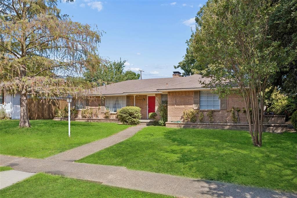5629 Ledgestone Drive, Dallas, TX 75214 5629 Ledgestone Drive, Dallas, TX 75214