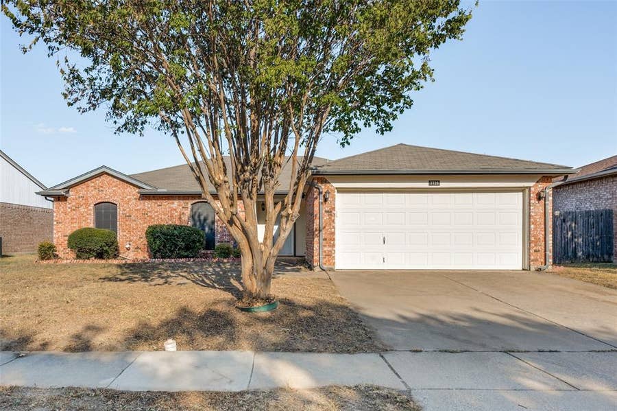 Property photo for 7728 Liz Lane, Watauga, TX