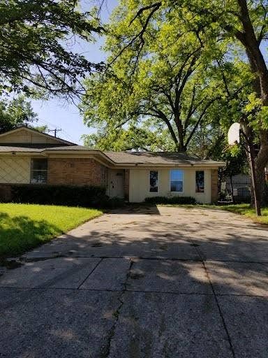 Property photo for 3261 Santiago Drive, Mesquite, TX