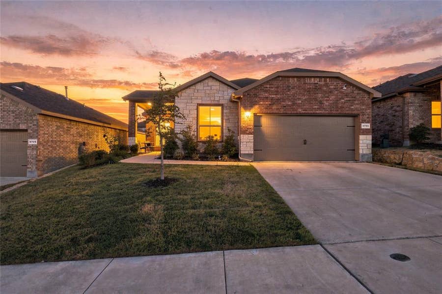 Property photo for 9733 New Bern Drive, Fort Worth, TX
