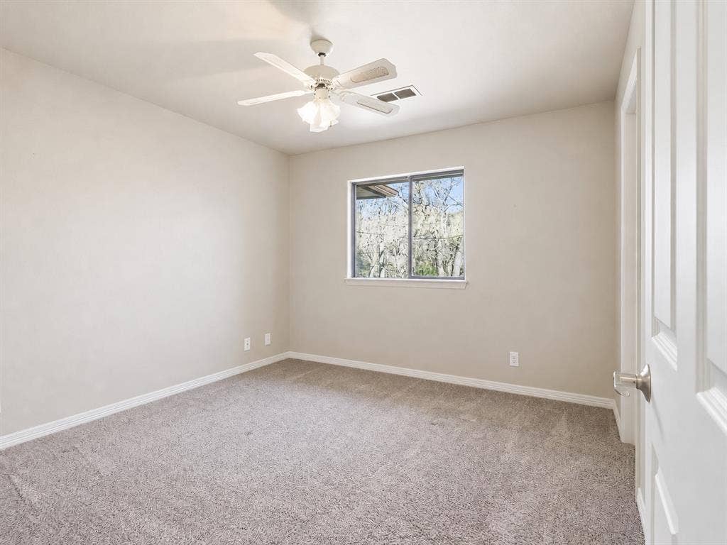 Secondary bedroom