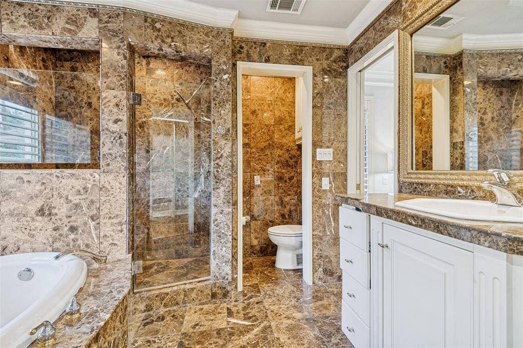 5322 W Mockingbird Lane, Dallas, TX 75209 5322 W Mockingbird Lane, Dallas, TX 75209