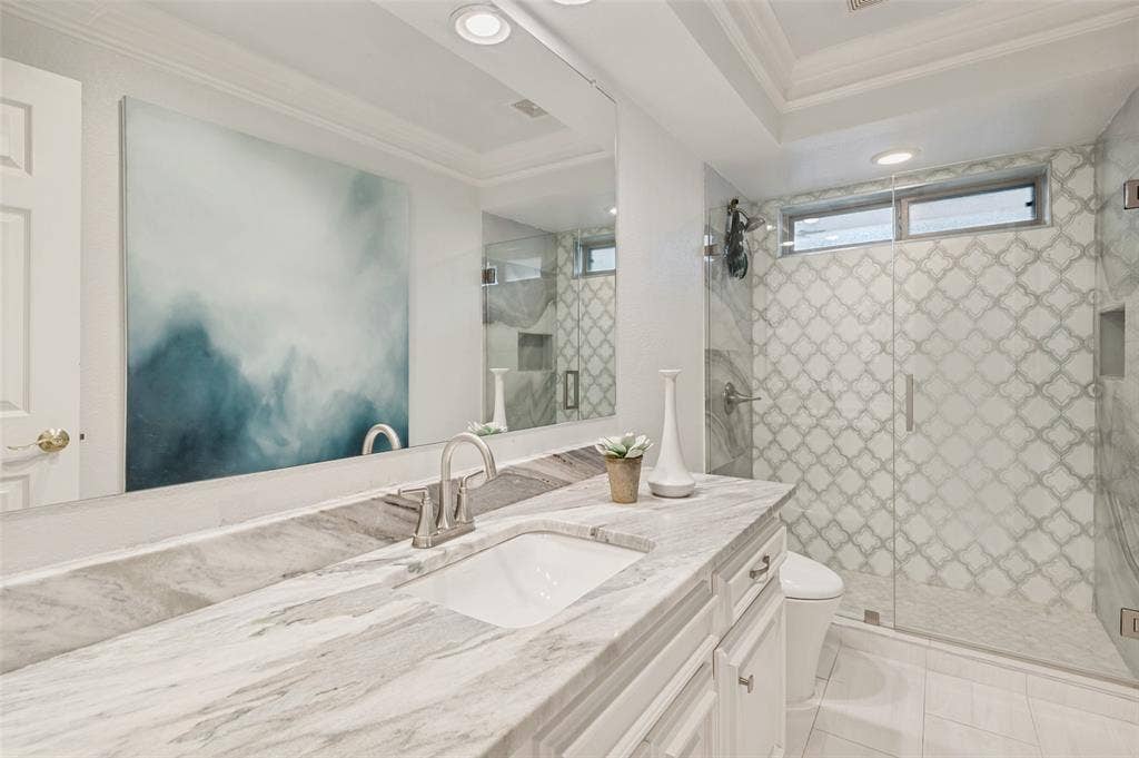 5322 W Mockingbird Lane, Dallas, TX 75209 5322 W Mockingbird Lane, Dallas, TX 75209