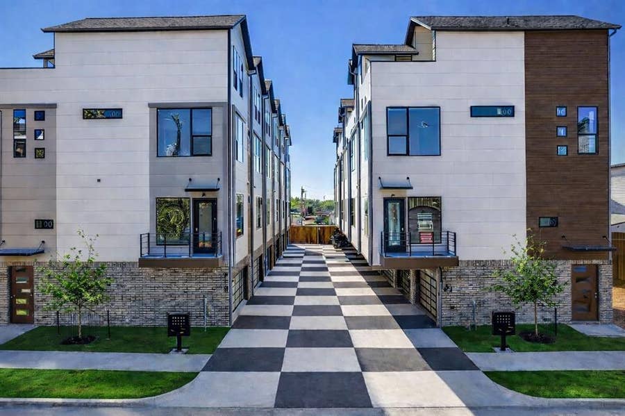 Property photo for 710 W 10th Street, #101, Dallas, TX
