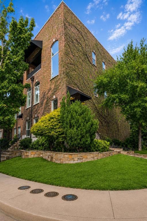 Property photo for 3513 Bryan Street, Dallas, TX