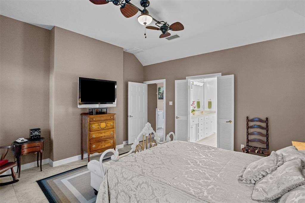 Primary bedroom.