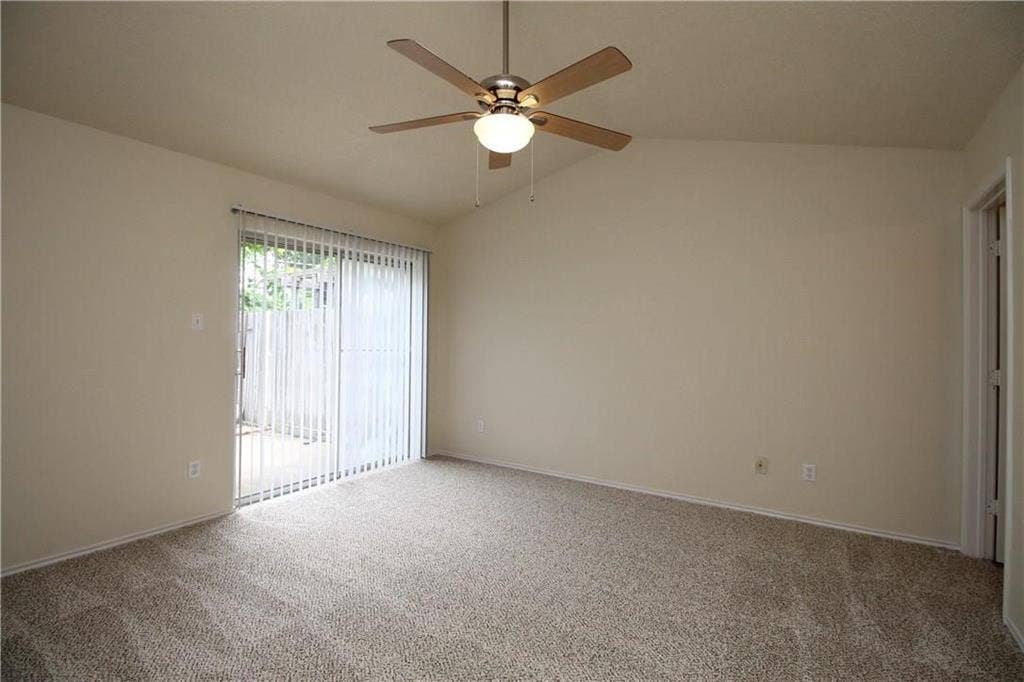 748 Versailles Street, Mesquite, TX 75149 748 Versailles Street, Mesquite, TX 75149