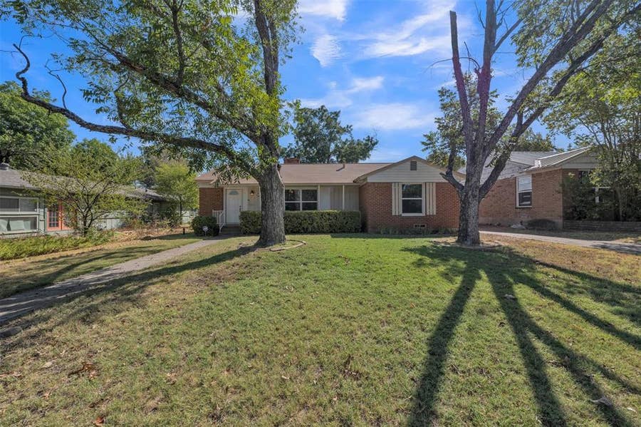 Property photo for 2309 Maryel Drive, Fort Worth, TX