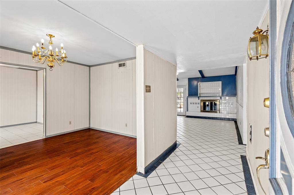 3131 Lockmoor Lane, Dallas, TX 75220 3131 Lockmoor Lane, Dallas, TX 75220