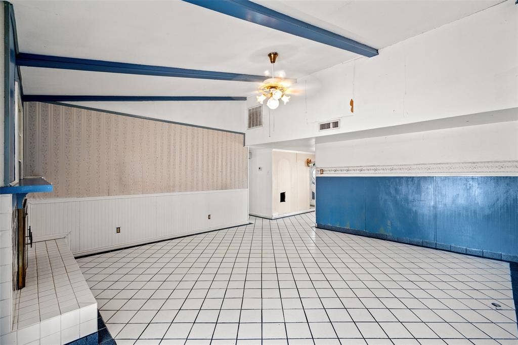 3131 Lockmoor Lane, Dallas, TX 75220 3131 Lockmoor Lane, Dallas, TX 75220