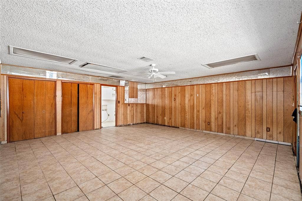 3131 Lockmoor Lane, Dallas, TX 75220 3131 Lockmoor Lane, Dallas, TX 75220