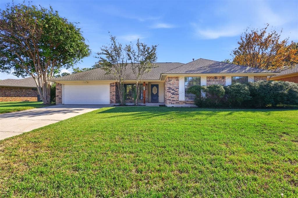 5304 Ridge Springs Court, Arlington, TX 76017