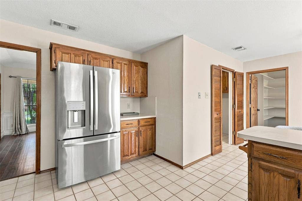 5304 Ridge Springs Court, Arlington, TX 76017
