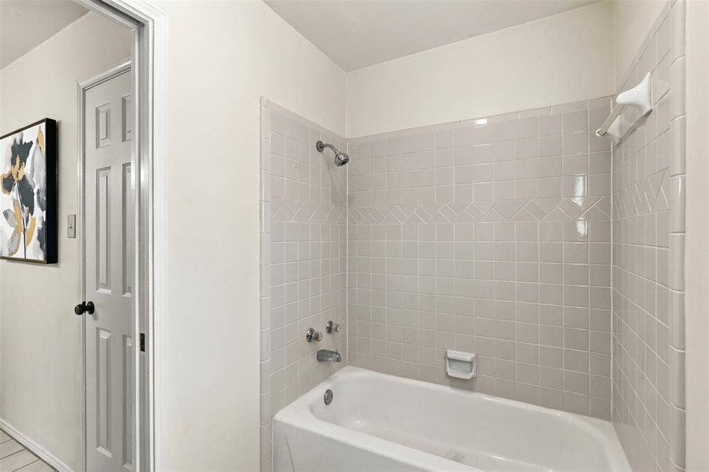 5304 Ridge Springs Court, Arlington, TX 76017