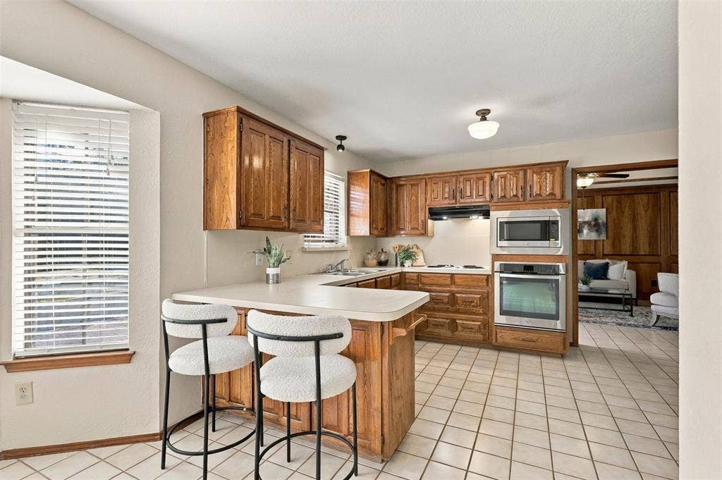 5304 Ridge Springs Court, Arlington, TX 76017