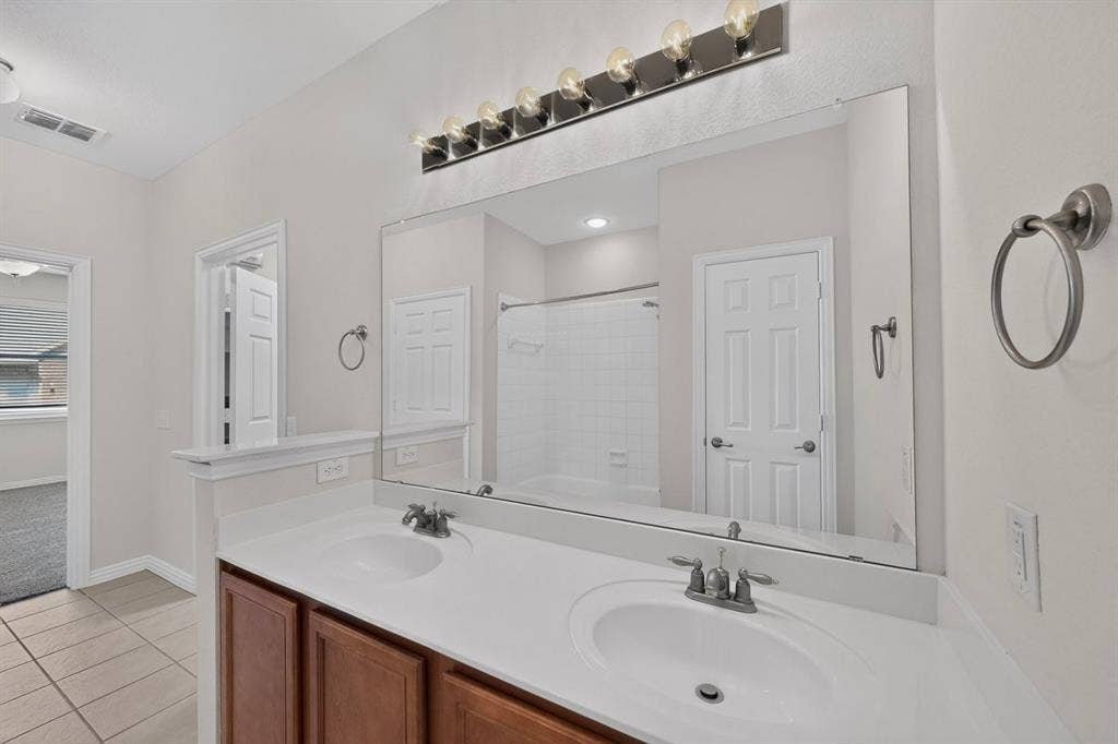 7217 Mediterranean Drive, Plano, TX 75093 7217 Mediterranean Drive, Plano, TX 75093