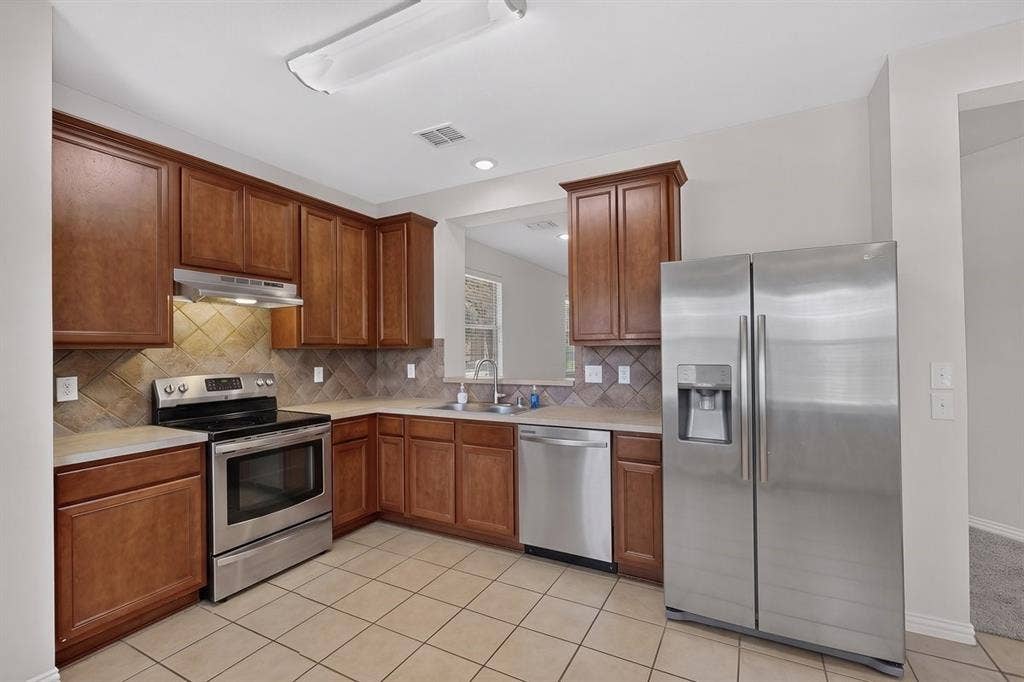 7217 Mediterranean Drive, Plano, TX 75093 7217 Mediterranean Drive, Plano, TX 75093