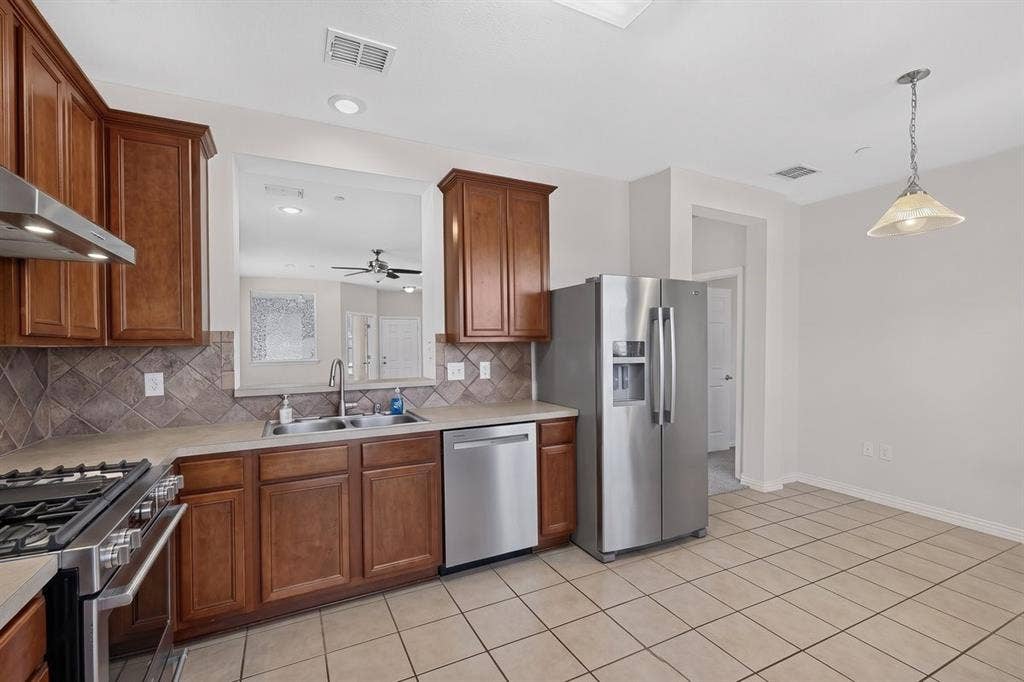 7217 Mediterranean Drive, Plano, TX 75093 7217 Mediterranean Drive, Plano, TX 75093