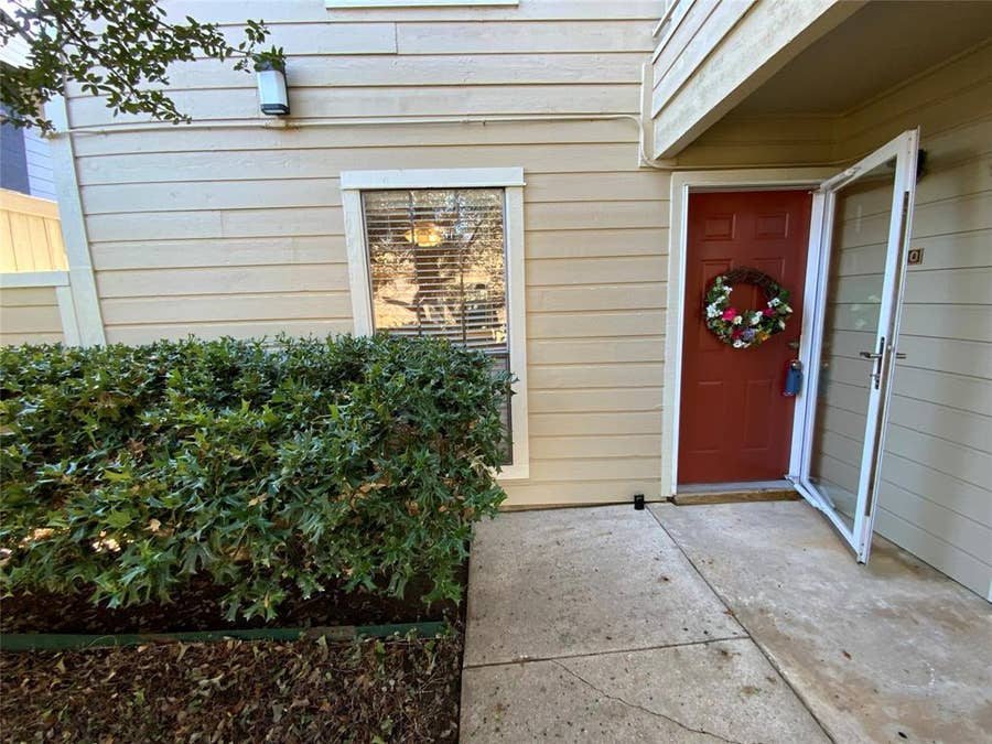 Property photo for 1911 Chasewood Circle, #110, Arlington, TX