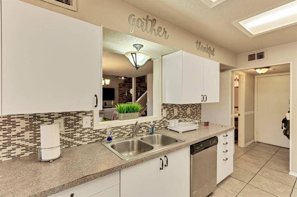 4018 Smartt Street, Rowlett, TX 75088