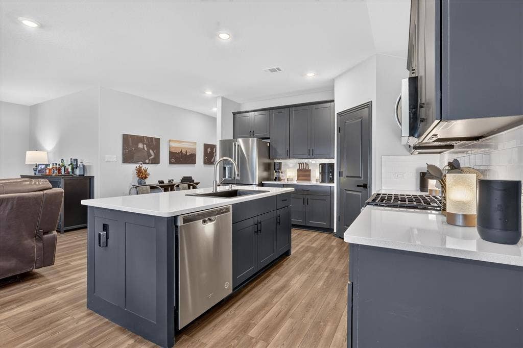 2128 Gill Star Drive, Haslet, TX 76052