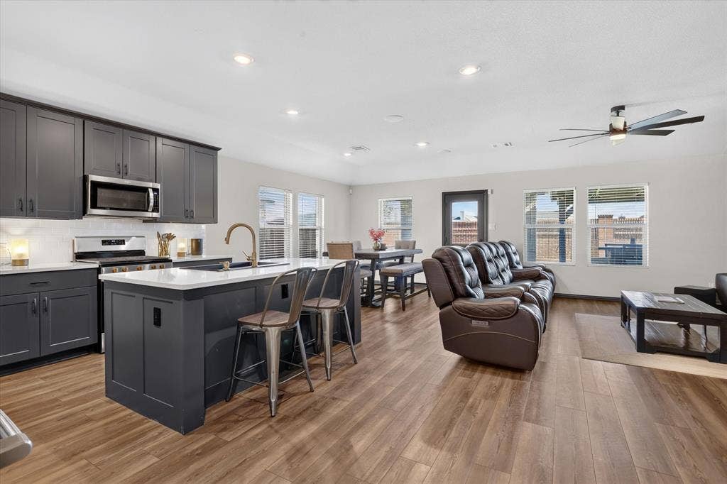 2128 Gill Star Drive, Haslet, TX 76052