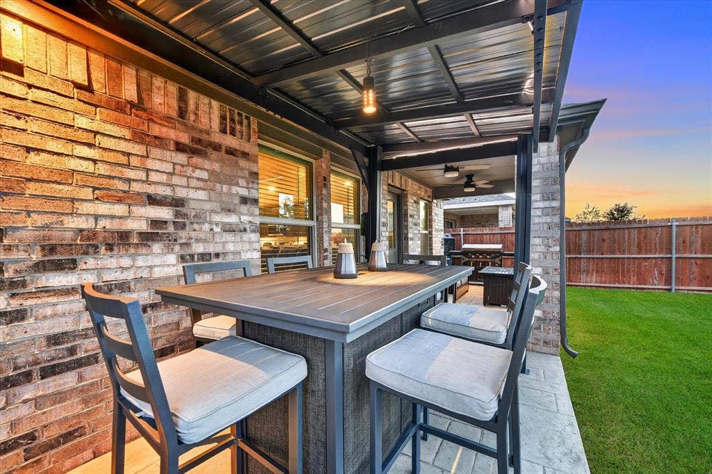 2128 Gill Star Drive, Haslet, TX 76052
